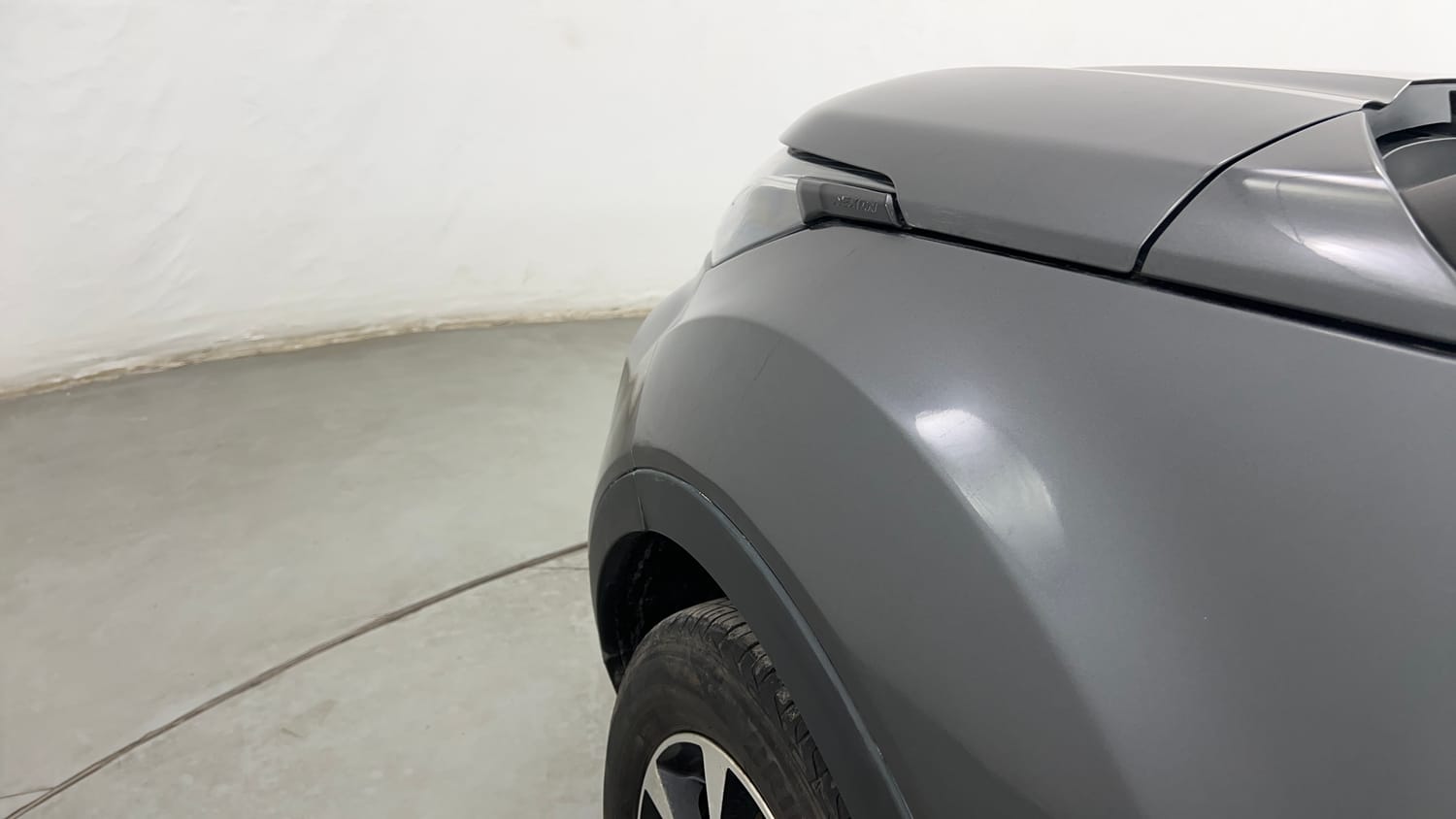 Used 2021 Tata Nexon XZA Plus (S) Petrol Automatic dents MINOR SCRATCH