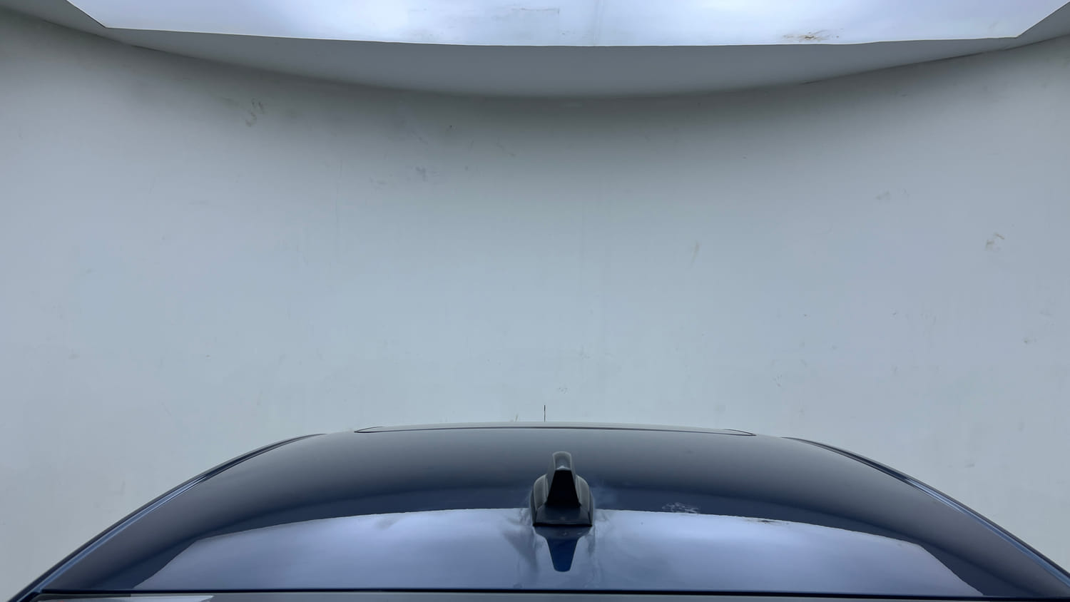 Used 2023 Volkswagen Virtus Topline 1.0 TSI AT Petrol Automatic exterior EXTERIOR ROOF VIEW