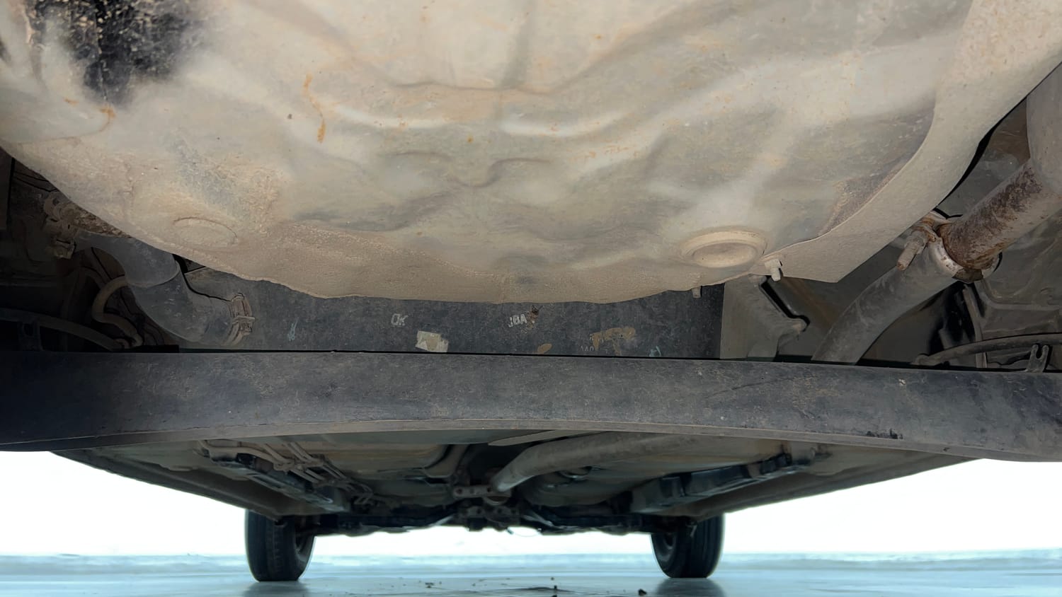 Used 2014 Hyundai i10 Sportz 1.1 iRDE2 Petrol Manual extra REAR UNDERBODY VIEW (TAKEN FROM REAR)