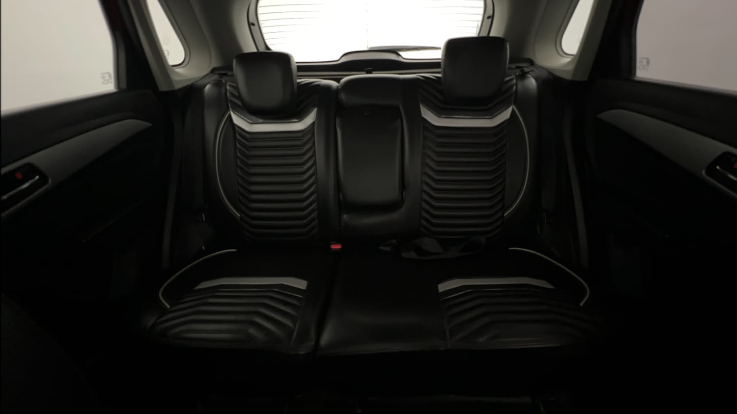 Used 2022 Maruti Suzuki Vitara Brezza [2020-2022] ZXI Plus Dual Tone Petrol Manual interior REAR SEAT CONDITION VIEW