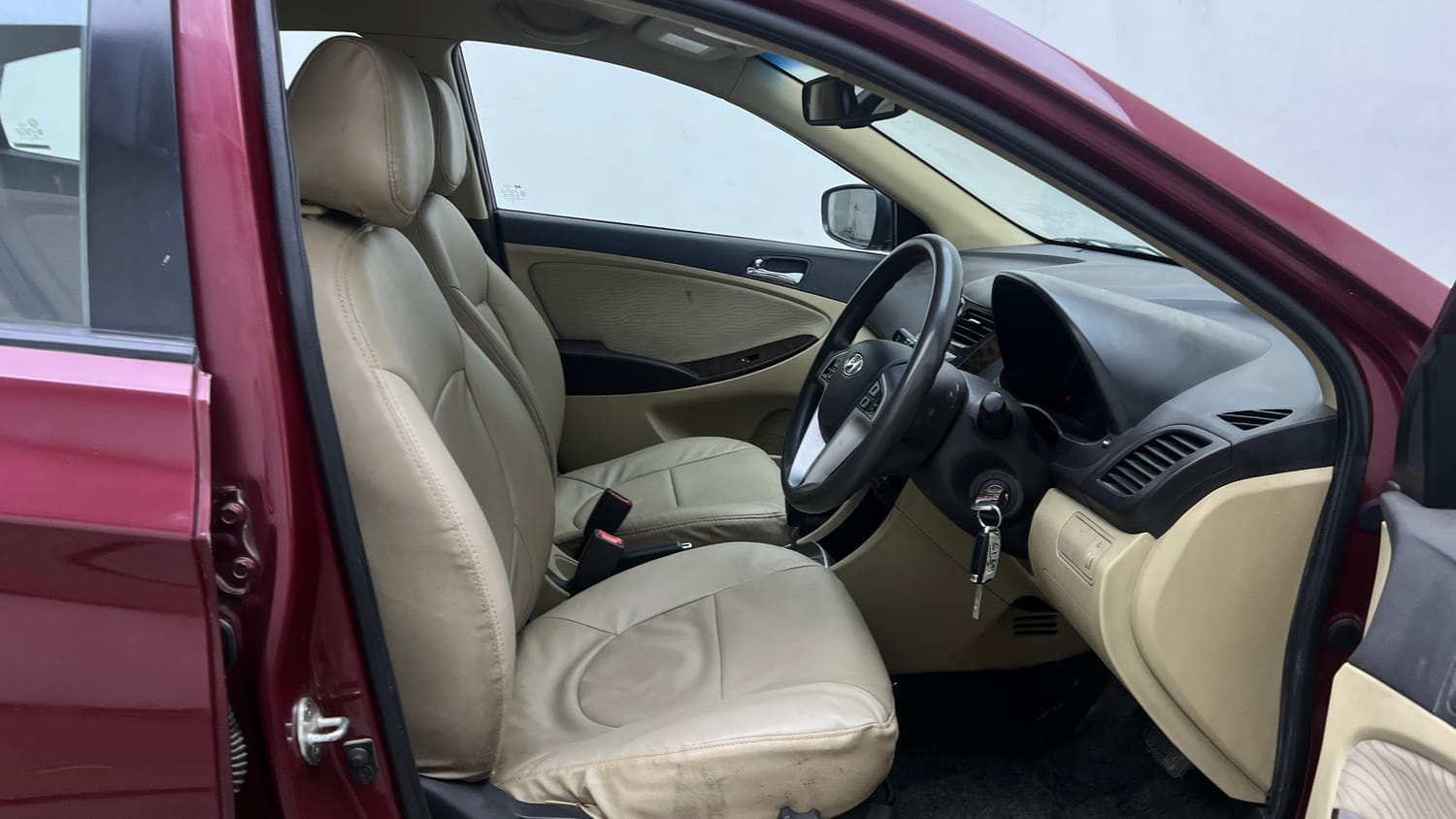 Used 2014 Hyundai Verna Fluidic 1.6 VTVT SX AT Petrol Automatic interior RIGHT SIDE FRONT DOOR CABIN VIEW