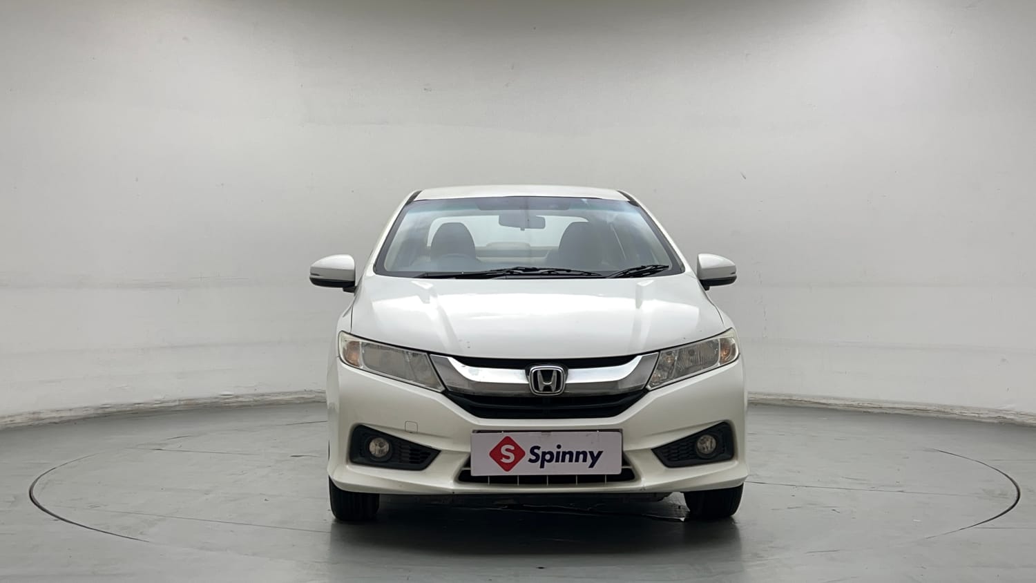Used 2015 Honda City V Petrol Manual exterior FRONT VIEW