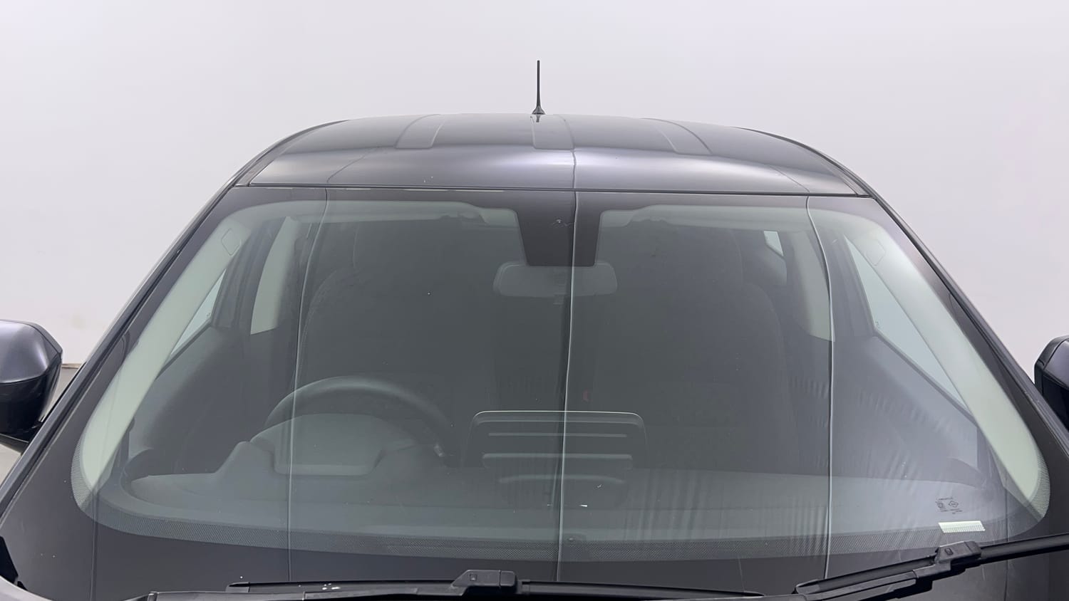 Used 2019 Tata Harrier XT Diesel Manual exterior FRONT WINDSHIELD VIEW
