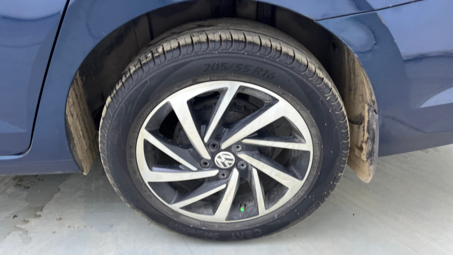 Used 2023 Volkswagen Virtus Topline 1.0 TSI AT Petrol Automatic tyres LEFT REAR TYRE RIM VIEW