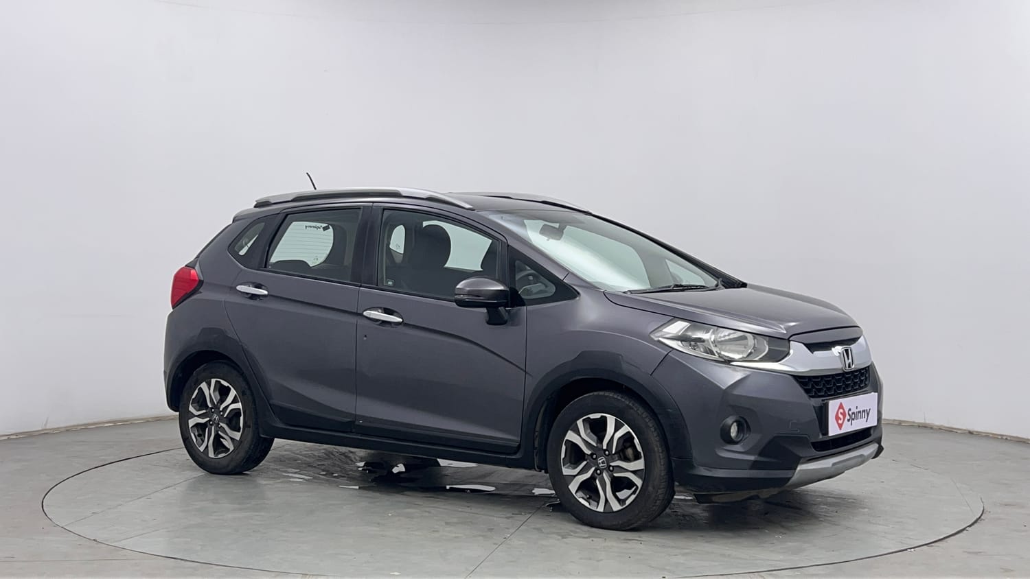 Used 2017 Honda WR-V VX MT Petrol Petrol Manual exterior RIGHT FRONT CORNER VIEW