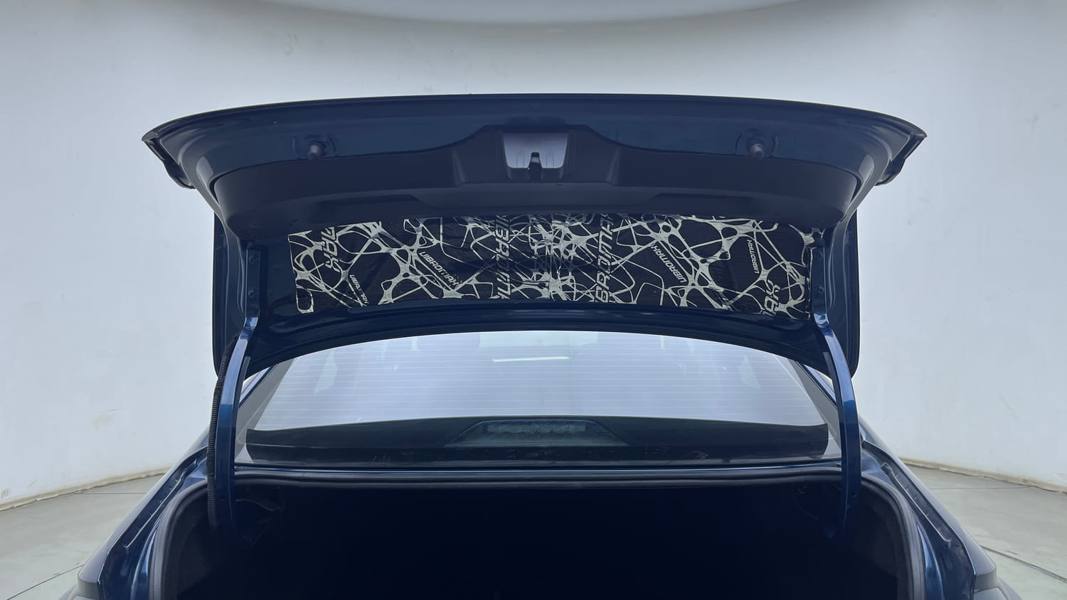 Used 2023 Volkswagen Virtus Topline 1.0 TSI AT Petrol Automatic interior DICKY DOOR OPEN VIEW