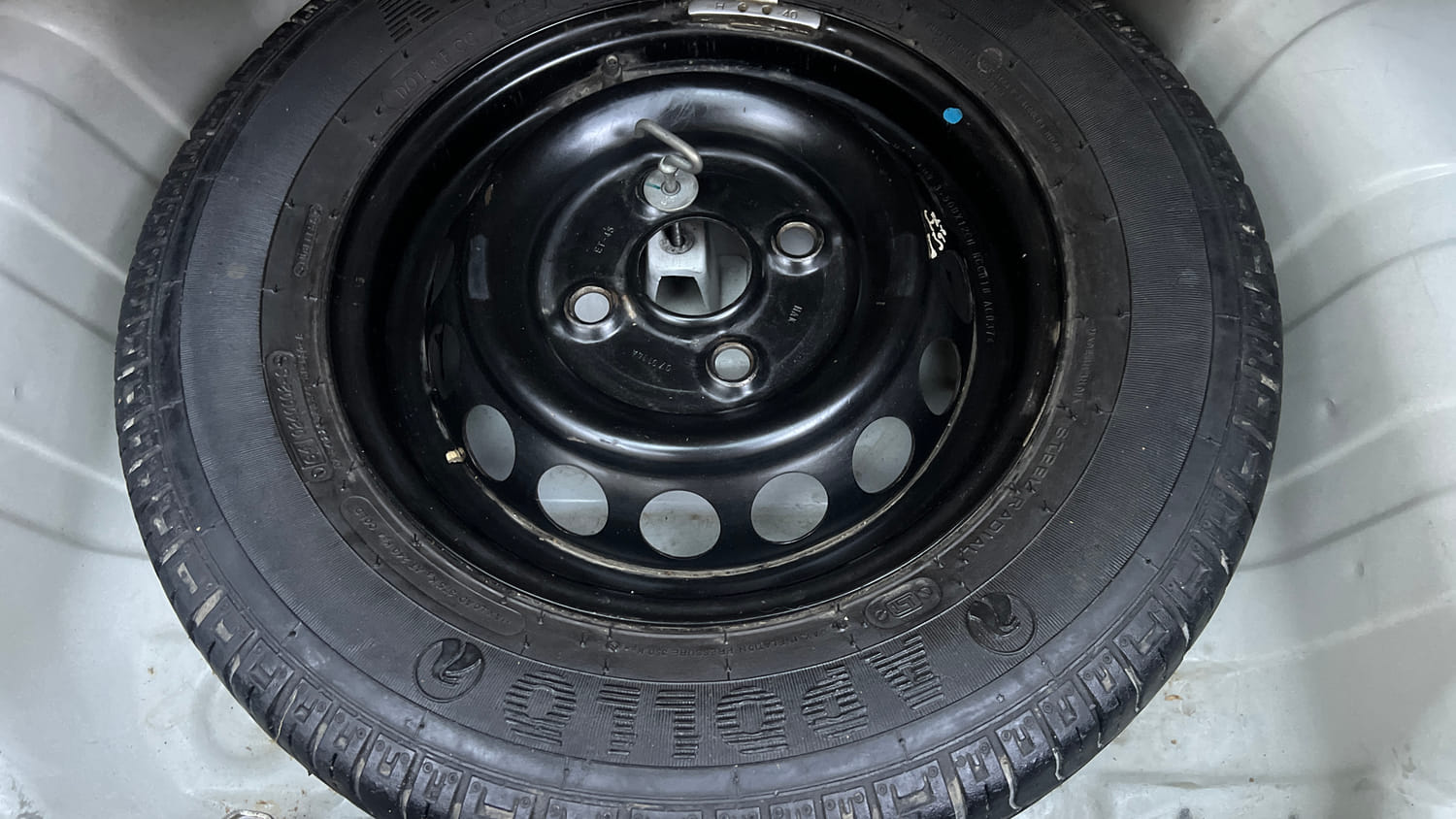 Used 2014 Maruti Suzuki Alto 800 Lxi Petrol Manual tyres SPARE TYRE VIEW