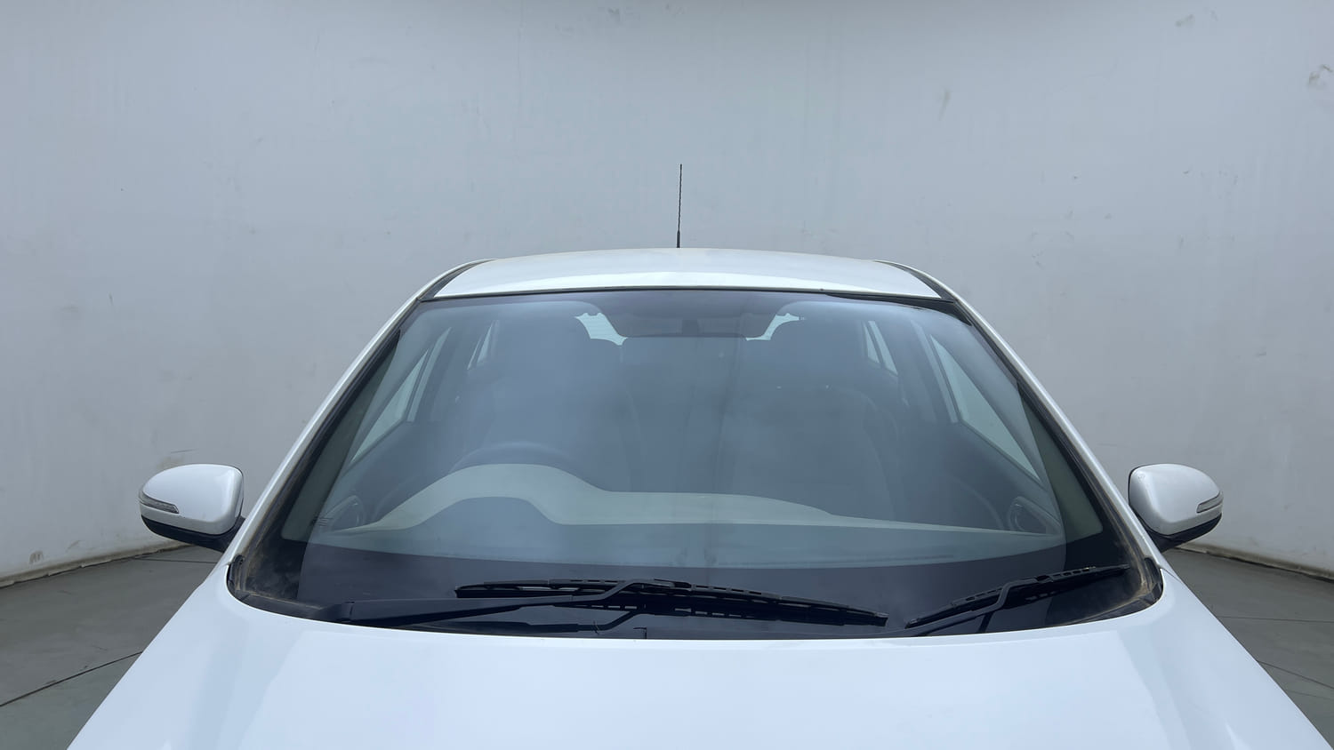 Used 2017 Hyundai Elite i20 Sportz 1.2 Petrol Manual exterior FRONT WINDSHIELD VIEW