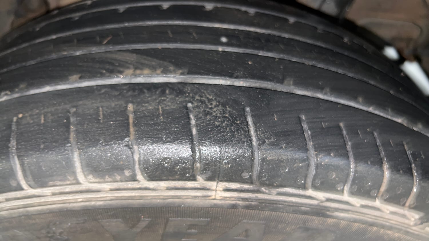 Used 2023 Hyundai Venue SX 1.2 Petrol Petrol Manual tyres LEFT REAR TYRE TREAD VIEW