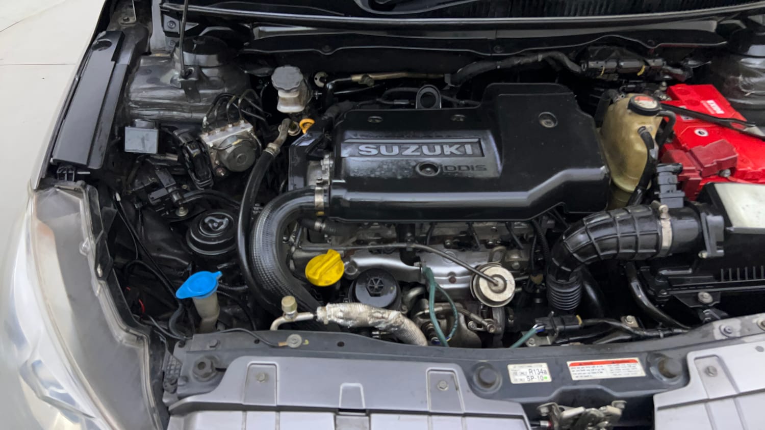 Used 2017 Maruti Suzuki Ciaz Zeta 1.3 Hybrid Diesel Manual engine ENGINE RIGHT SIDE VIEW