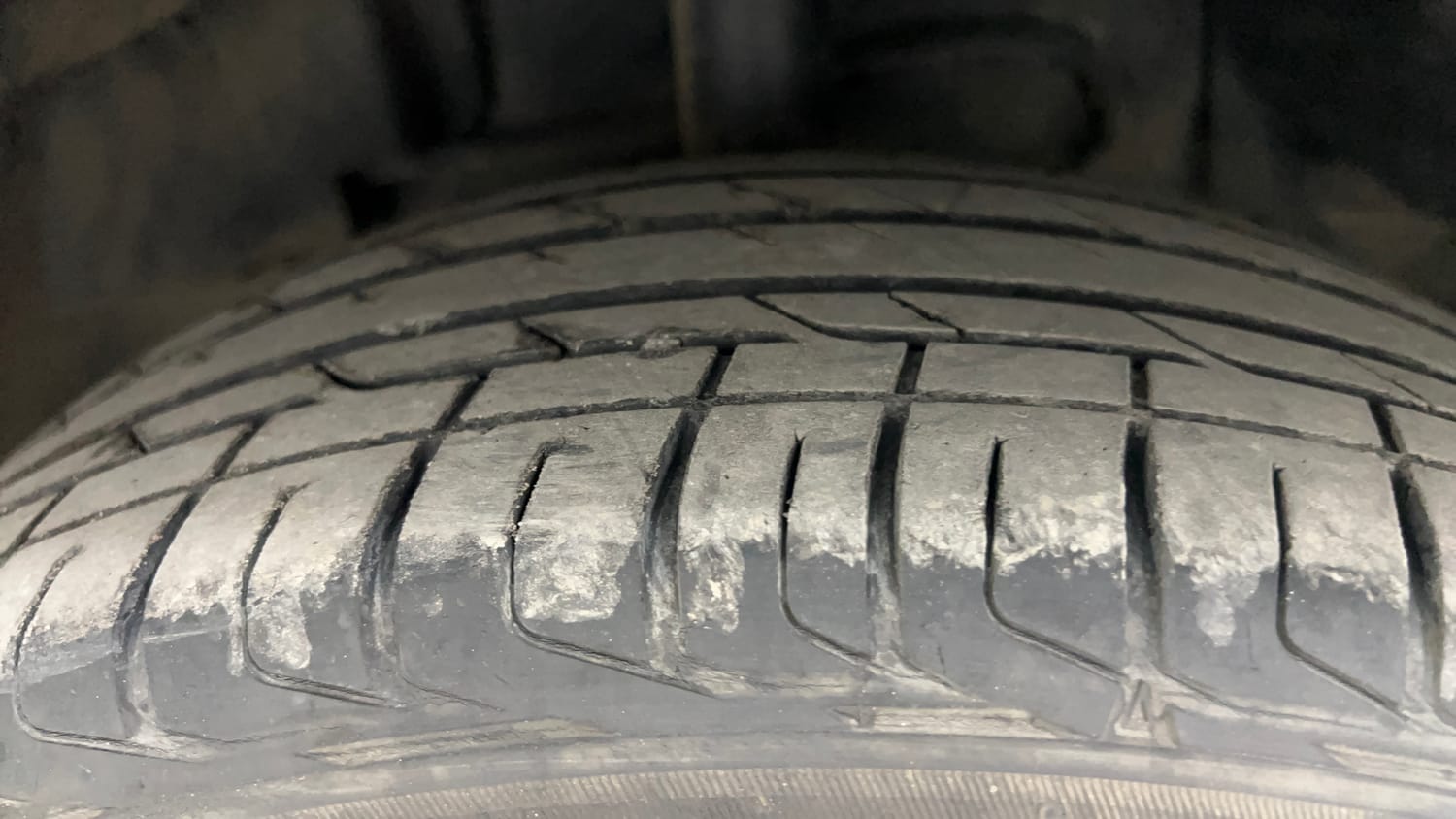 Used 2021 Tata Nexon XZA Plus (S) Petrol Automatic tyres LEFT FRONT TYRE TREAD VIEW