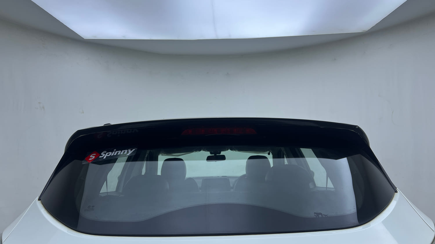 Used 2021 Tata Harrier XE Diesel Manual exterior BACK WINDSHIELD VIEW