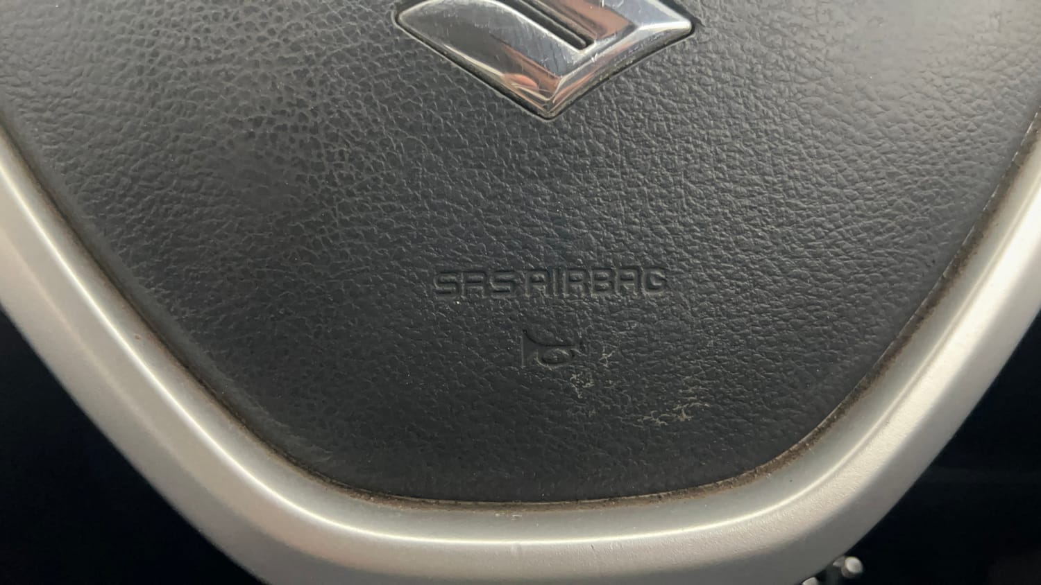 Used 2019 Maruti Suzuki Alto 800 VXi (O) Petrol Manual top_features Airbags