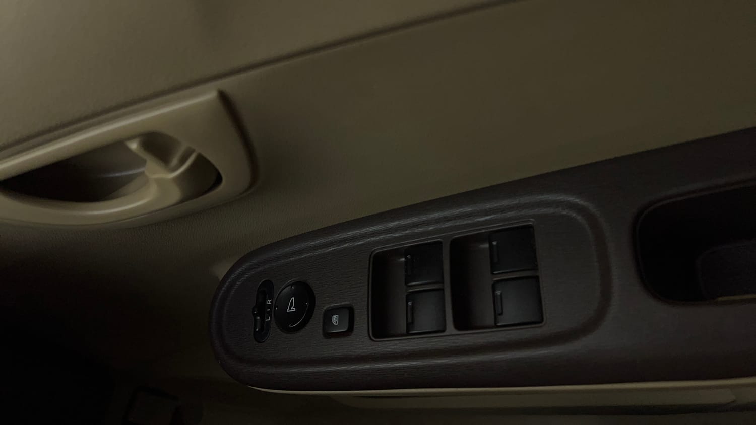 Used 2013 Honda Amaze 1.2 S AT i-VTEC Petrol Automatic top_features Power windows