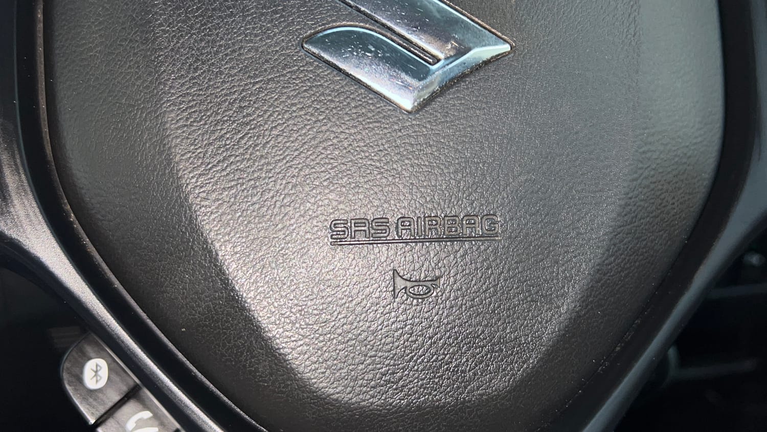 Used 2017 Maruti Suzuki Baleno Delta 1.2 Petrol Manual top_features Airbags