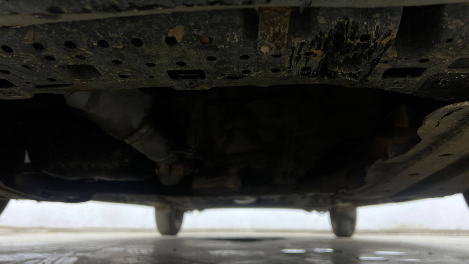 Used 2019 Maruti Suzuki Swift VDi Diesel Manual extra FRONT LEFT UNDERBODY VIEW