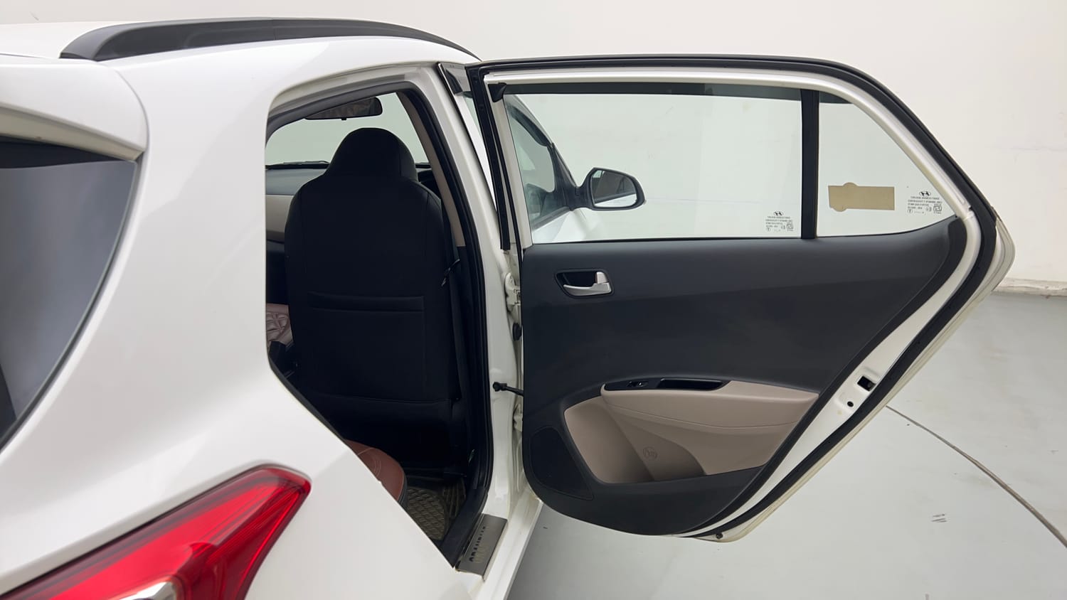Used 2018 Hyundai Grand i10 Sportz 1.2 Kappa VTVT Petrol Manual interior RIGHT REAR DOOR OPEN VIEW