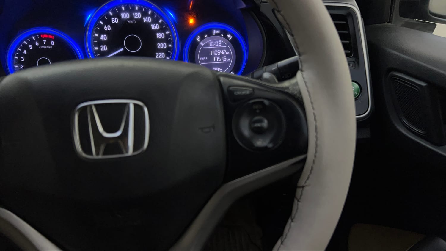 Used 2015 Honda City VX CVT Petrol Automatic top_features Cruise control