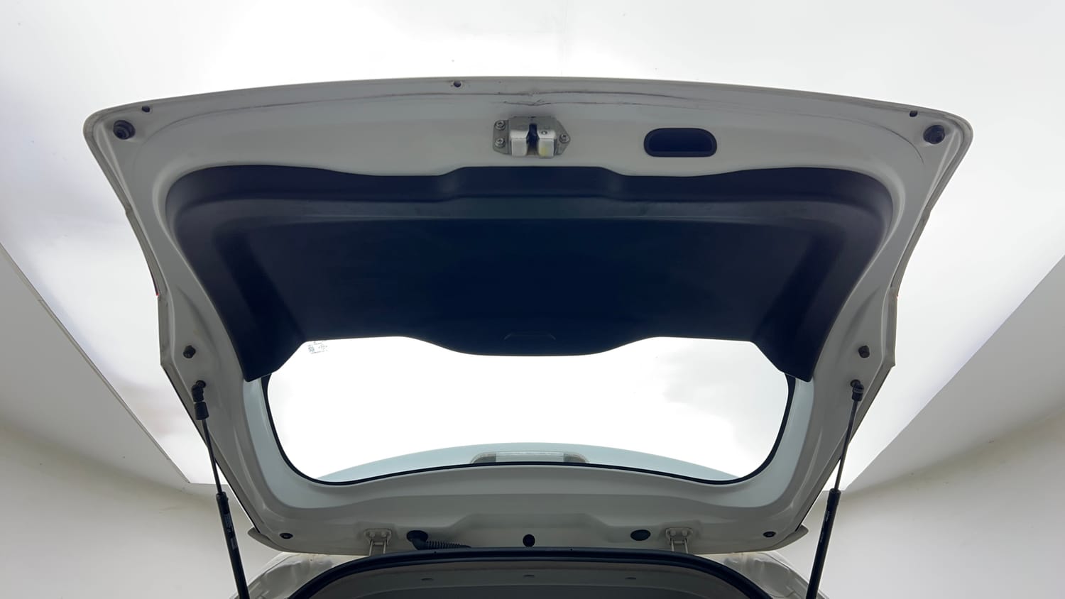 Used 2021 maruti-suzuki Vitara Brezza LXi Petrol Manual interior DICKY DOOR OPEN VIEW