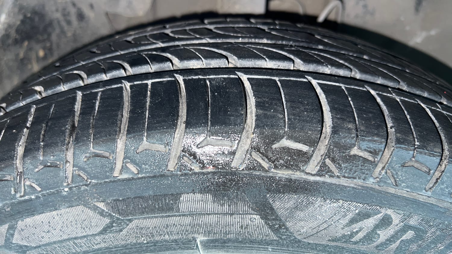 Used 2021 Tata Tiago XZ Plus Petrol Manual tyres RIGHT FRONT TYRE TREAD VIEW