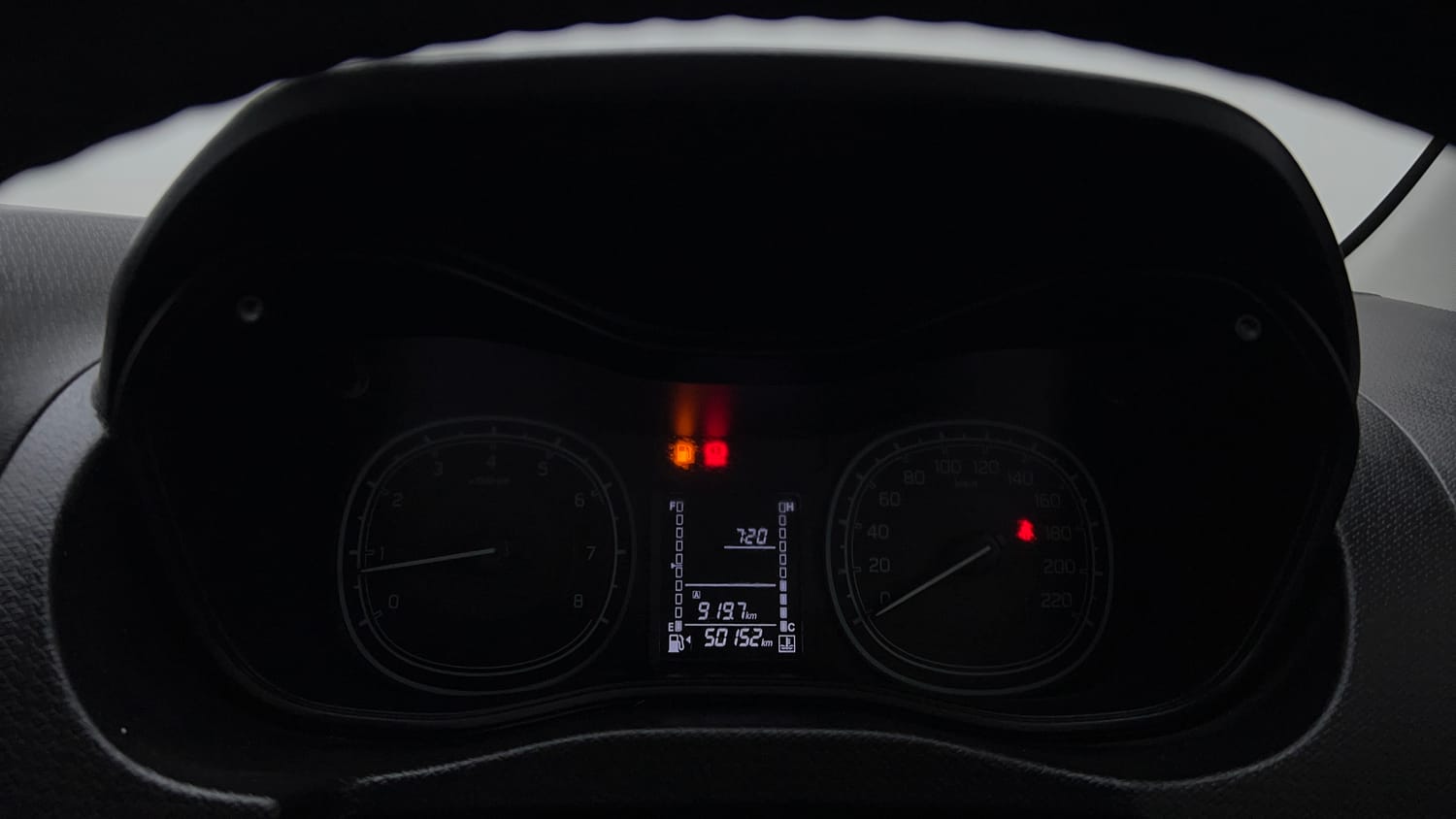 Used 2022 maruti-suzuki Vitara Brezza VXi Petrol Manual interior CLUSTERMETER VIEW