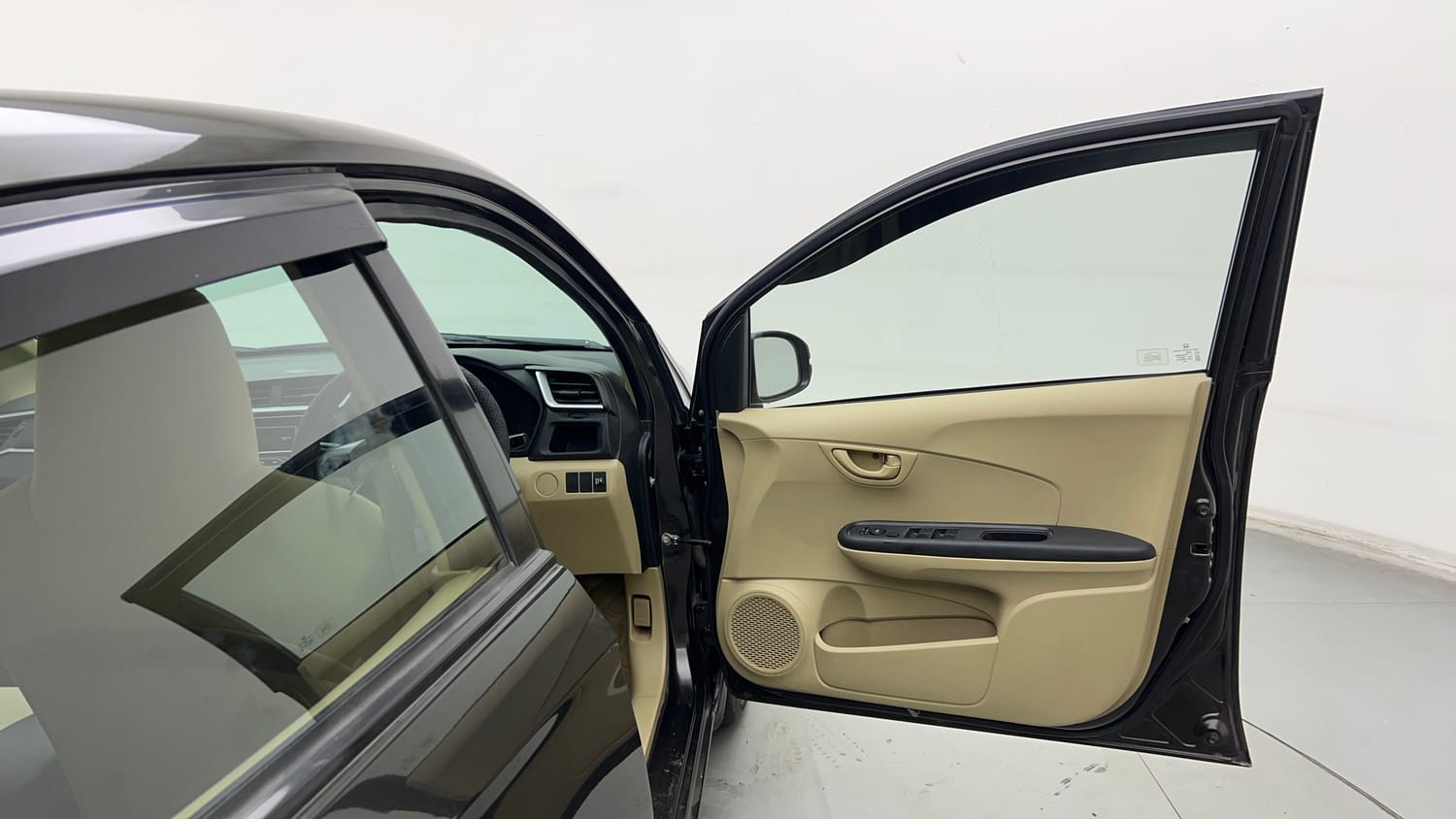 Used 2017 Honda Amaze 1.2 S i-VTEC Petrol Manual interior RIGHT FRONT DOOR OPEN VIEW