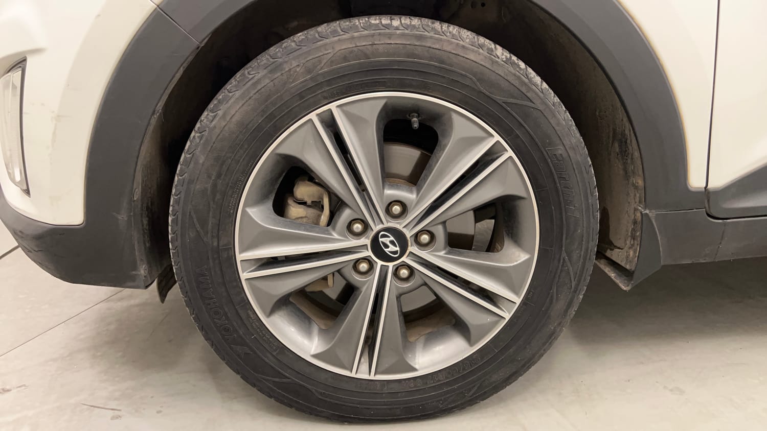 Used 2016 Hyundai Creta 1.6 SX Plus AT Diesel Automatic tyres LEFT FRONT TYRE RIM VIEW