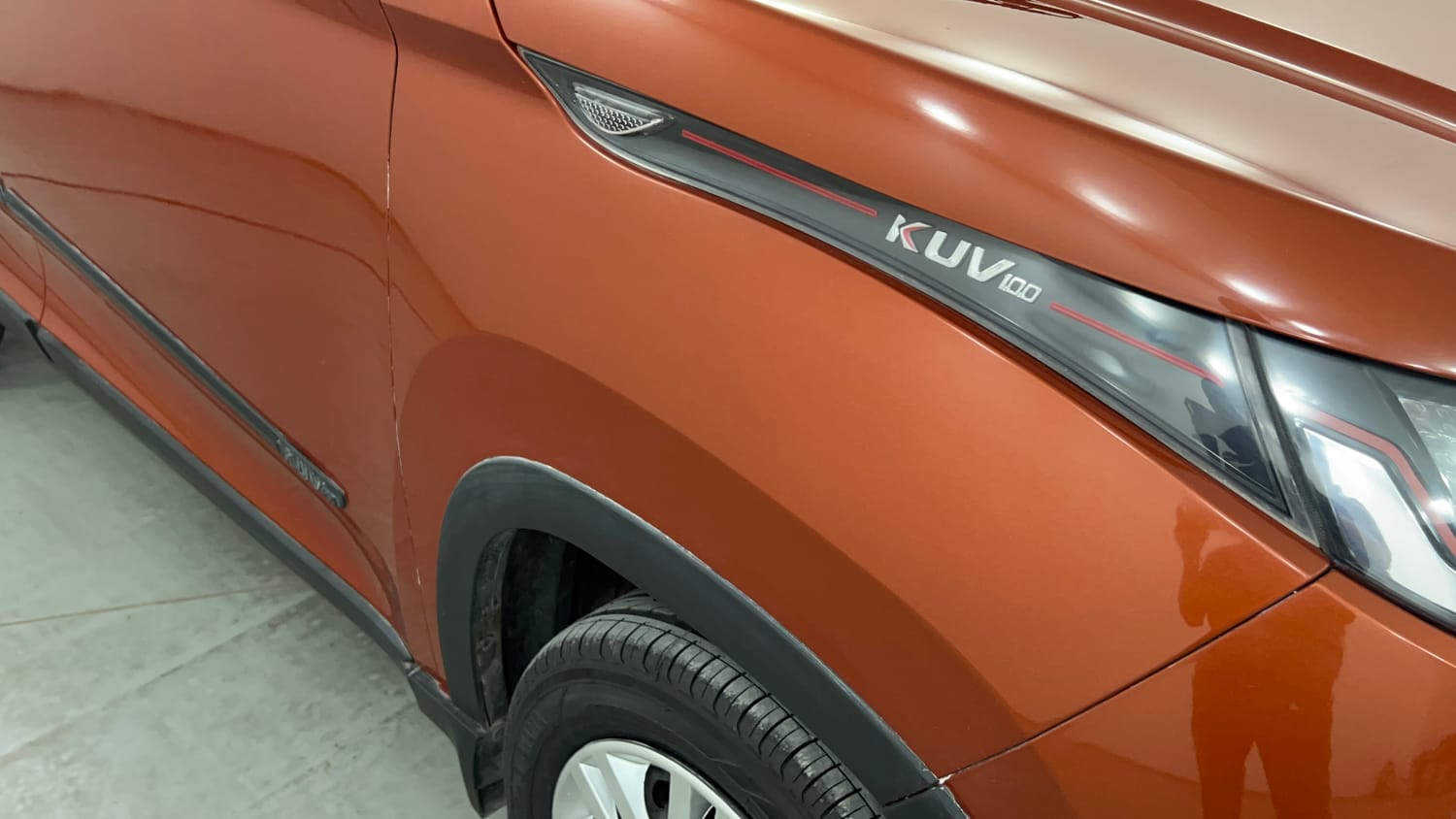 Used 2016 Mahindra KUV100 K6 6 STR Petrol Manual dents MINOR SCRATCH