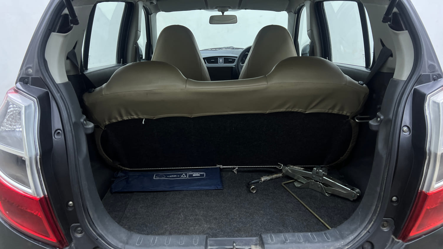 Used 2020 Maruti Suzuki Alto K10 VXi AMT Petrol Automatic interior DICKY INSIDE VIEW
