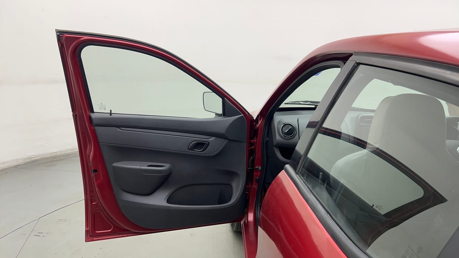 Used 2016 Renault Kwid RXT Petrol Manual interior LEFT FRONT DOOR OPEN VIEW