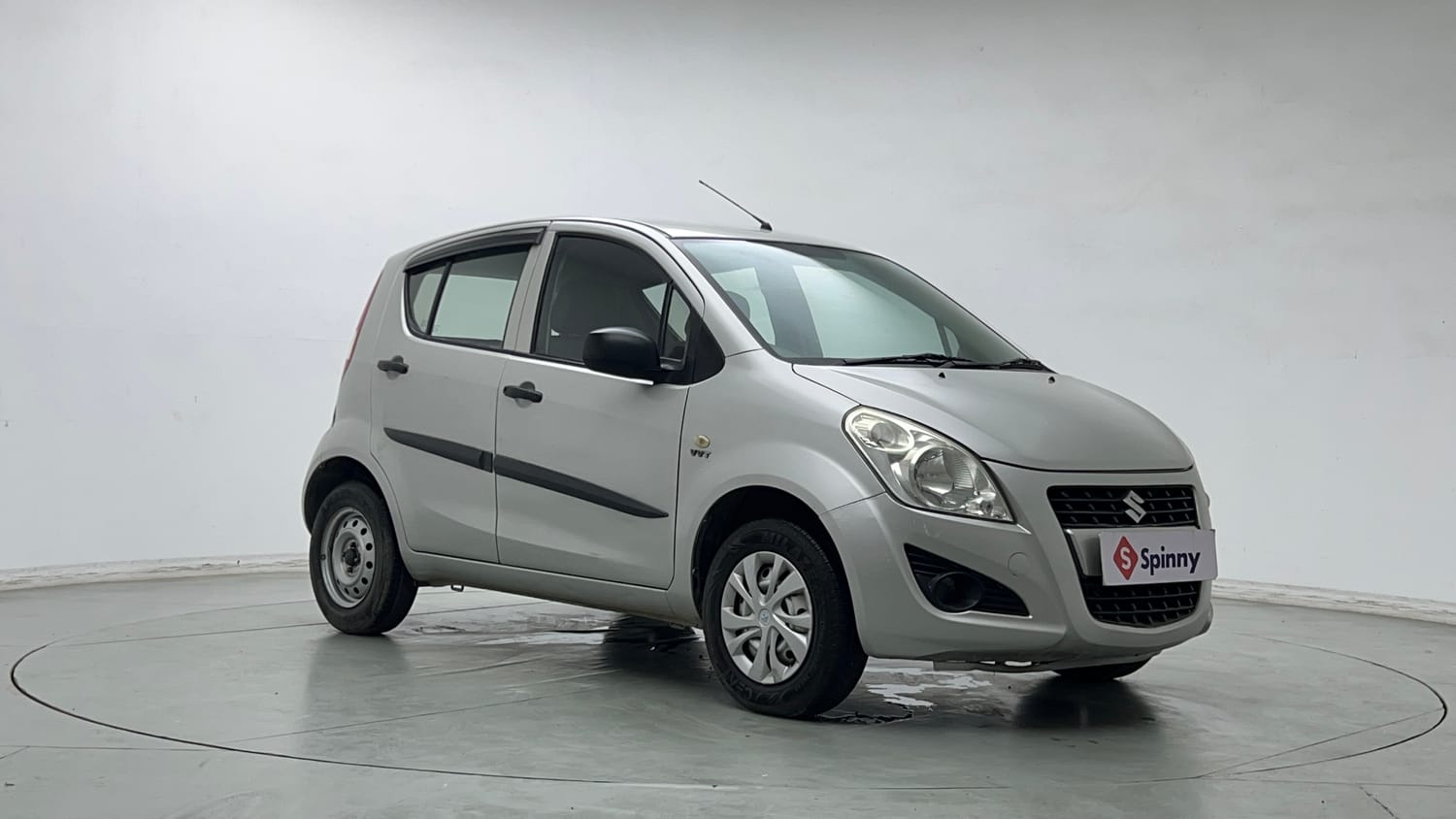 Used 2015 Maruti Suzuki Ritz Lxi BS-IV Petrol Manual exterior RIGHT FRONT CORNER VIEW