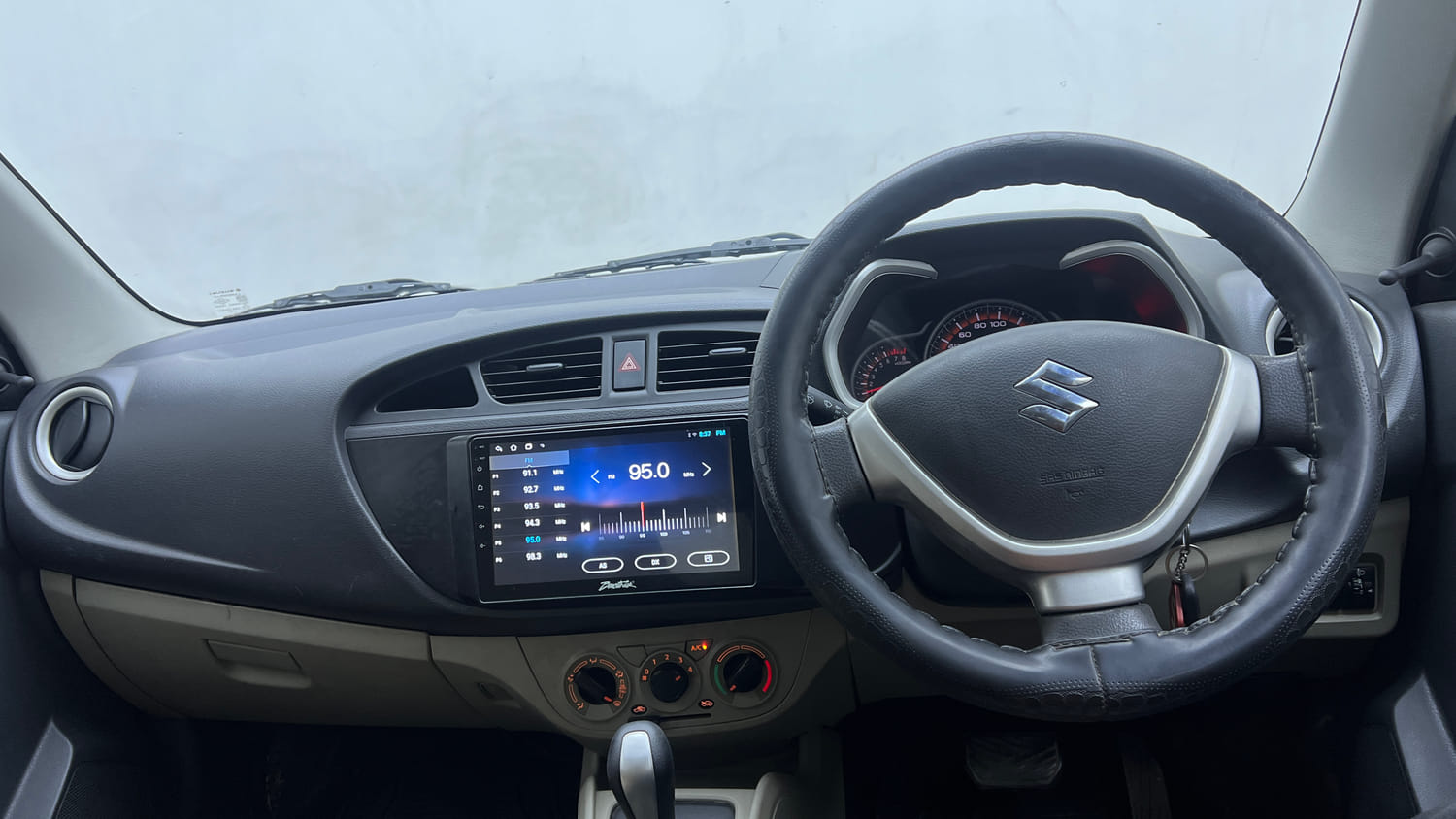 Used 2020 Maruti Suzuki Alto K10 VXi AMT Petrol Automatic interior DASHBOARD VIEW