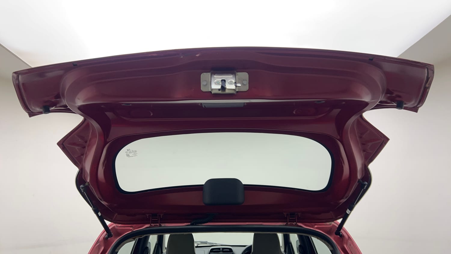 Used 2016 Renault Kwid RXT Petrol Manual interior DICKY DOOR OPEN VIEW