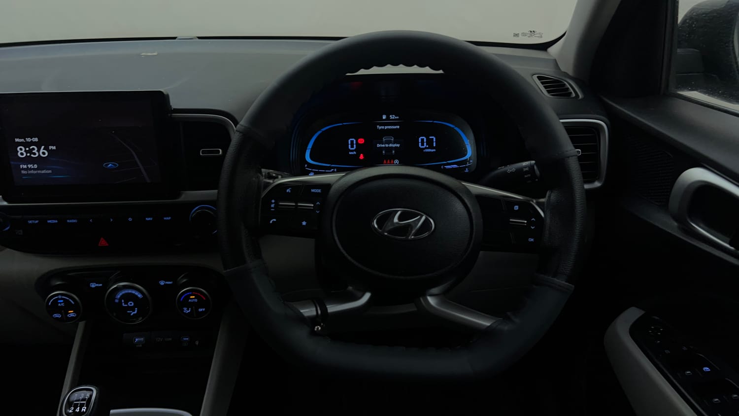 Used 2023 Hyundai Venue SX 1.2 Petrol Petrol Manual interior STEERING VIEW