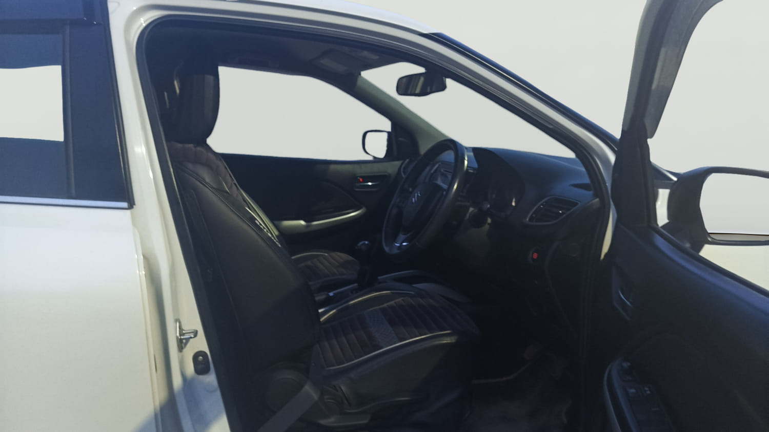 Used 2018 Maruti Suzuki Baleno Zeta 1.2 Petrol Manual interior RIGHT SIDE REAR DOOR CABIN VIEW