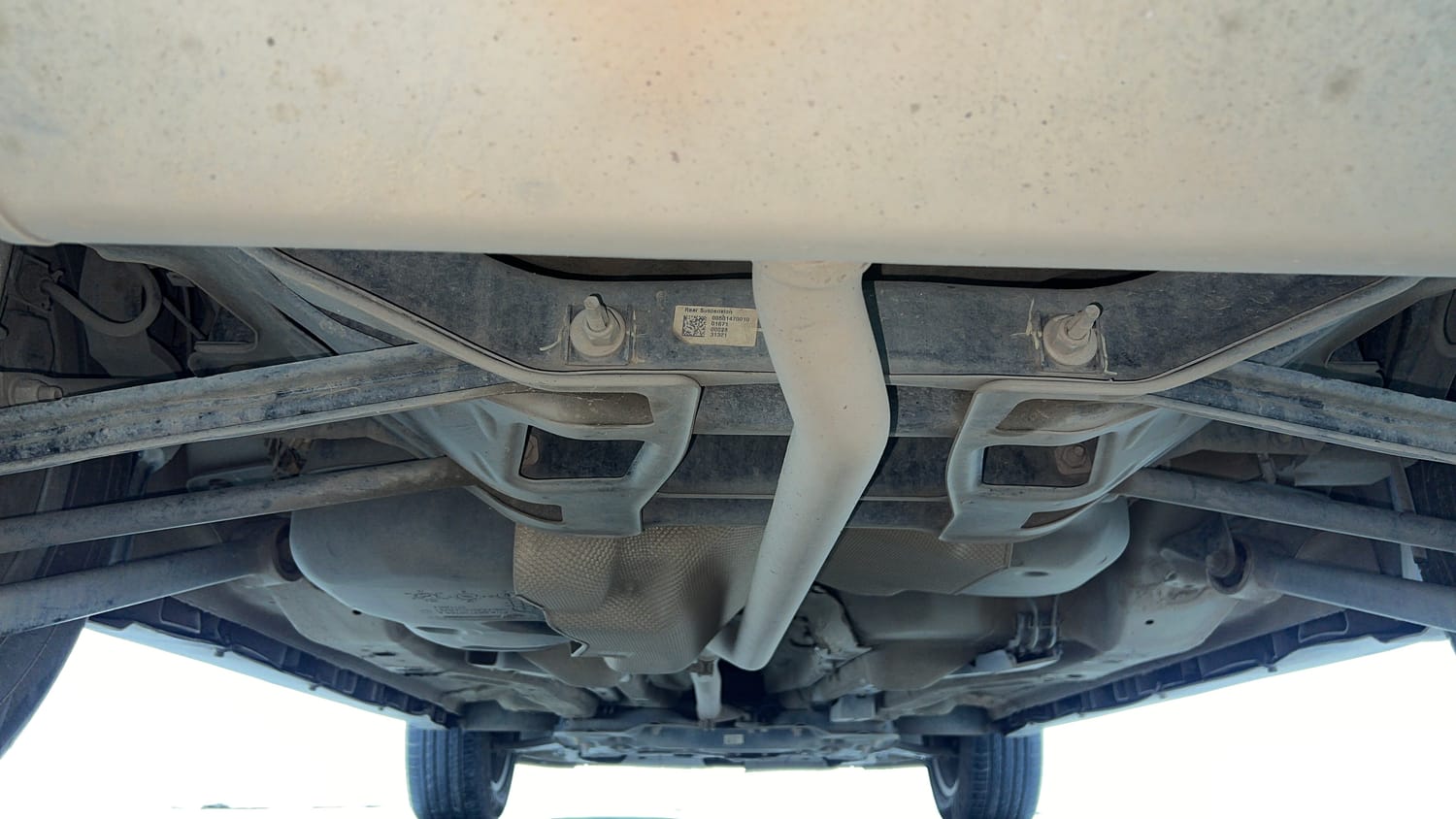 Used 2021 Jeep Compass Longitude (O) 1.4 Petrol DCT Petrol Automatic extra REAR UNDERBODY VIEW (TAKEN FROM REAR)