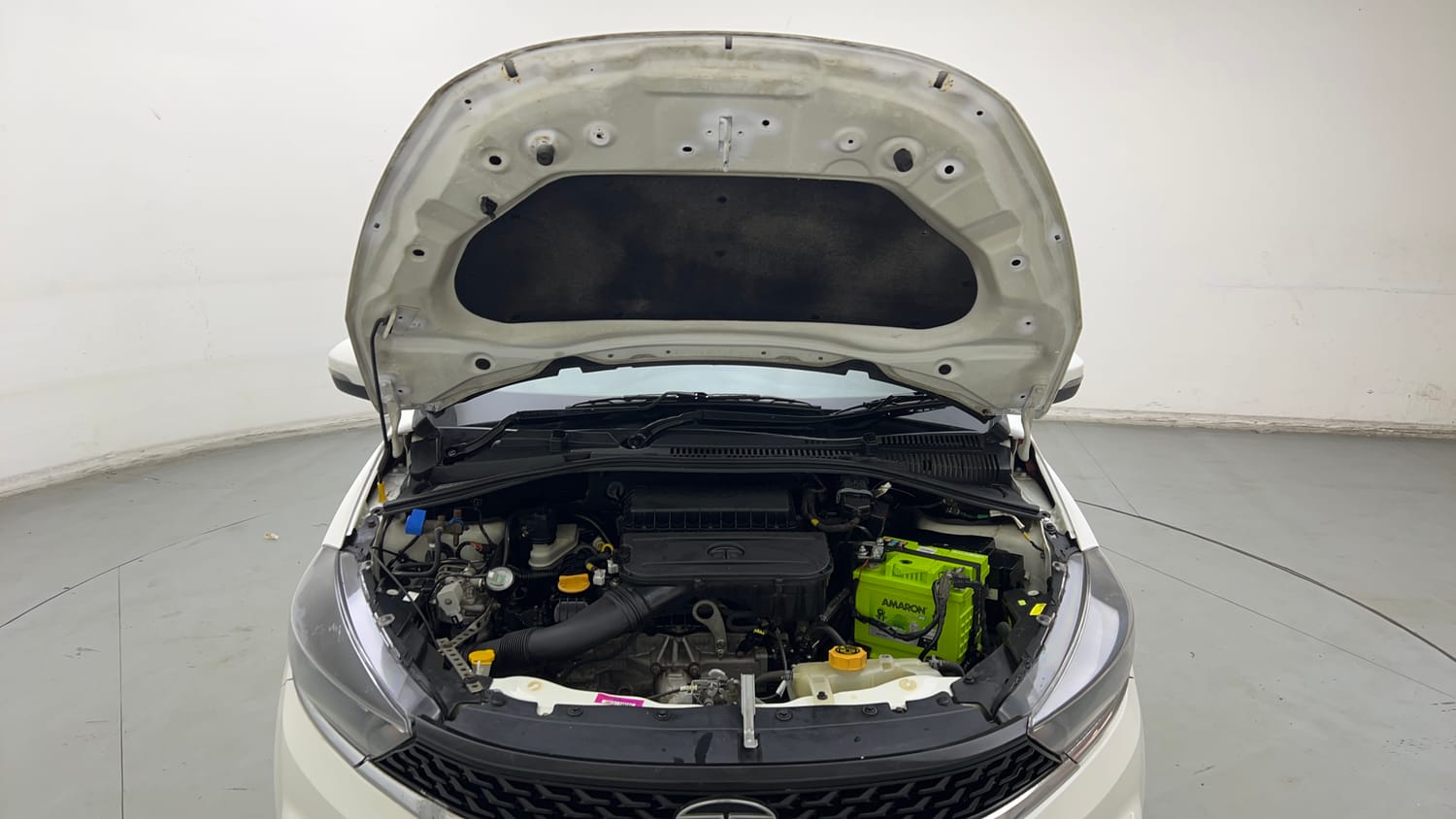 Used 2021 Tata Tiago XT CNG (Outside Fitted) Cng Manual engine ENGINE & BONNET OPEN FRONT VIEW