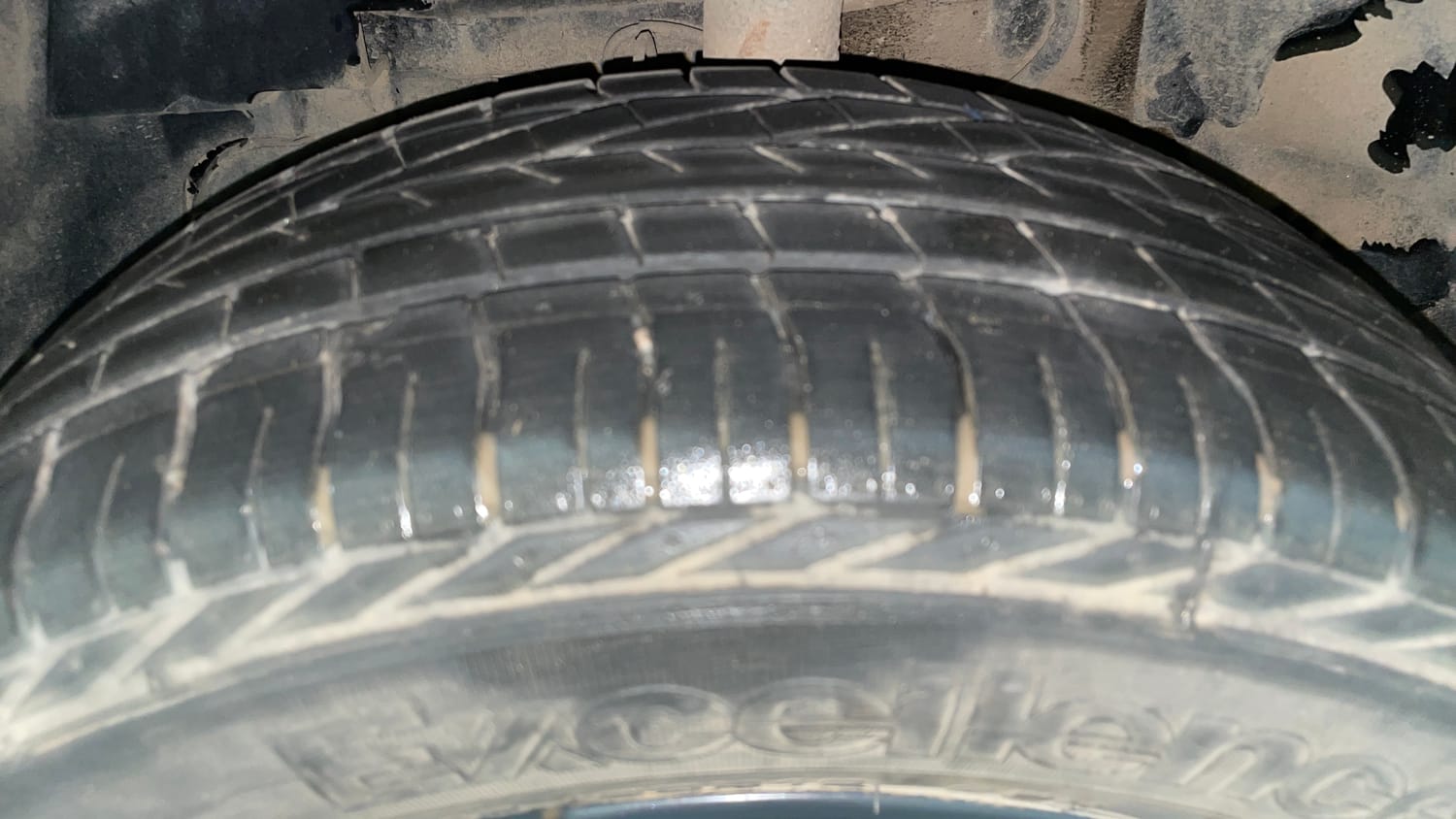 Used 2022 Tata Nexon XZ Plus (O) Dark Edition Petrol Manual tyres LEFT FRONT TYRE TREAD VIEW
