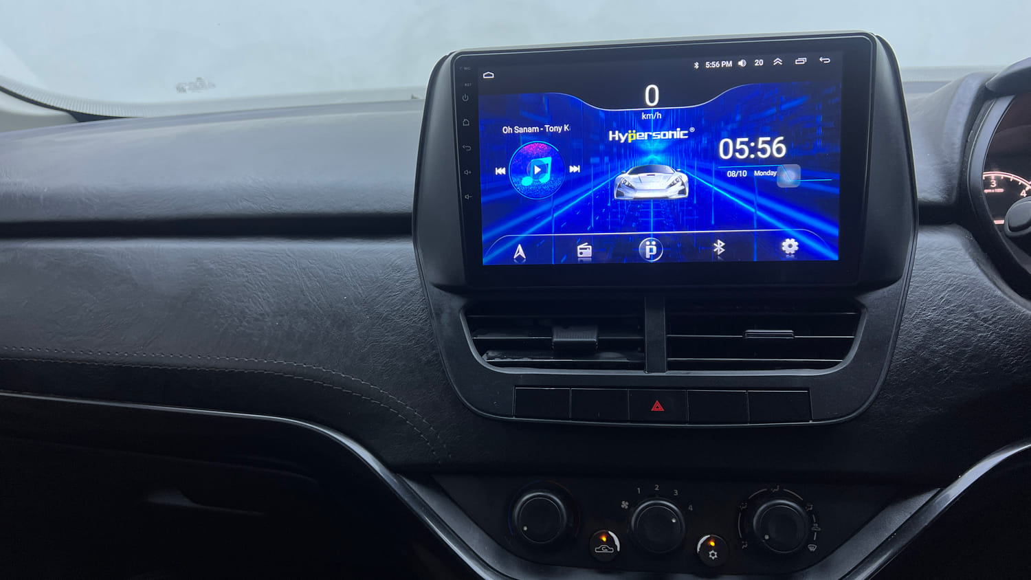Used 2021 Tata Harrier XE Diesel Manual interior MUSIC SYSTEM & AC CONTROL VIEW