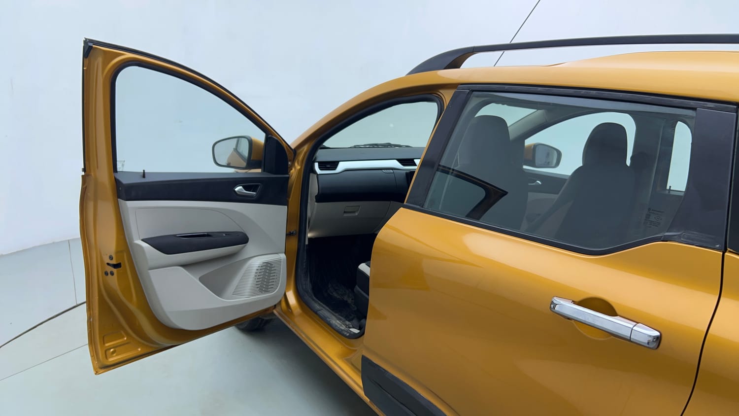 Used 2020 Renault Triber RXZ EASY-R AMT Petrol Automatic interior LEFT FRONT DOOR OPEN VIEW