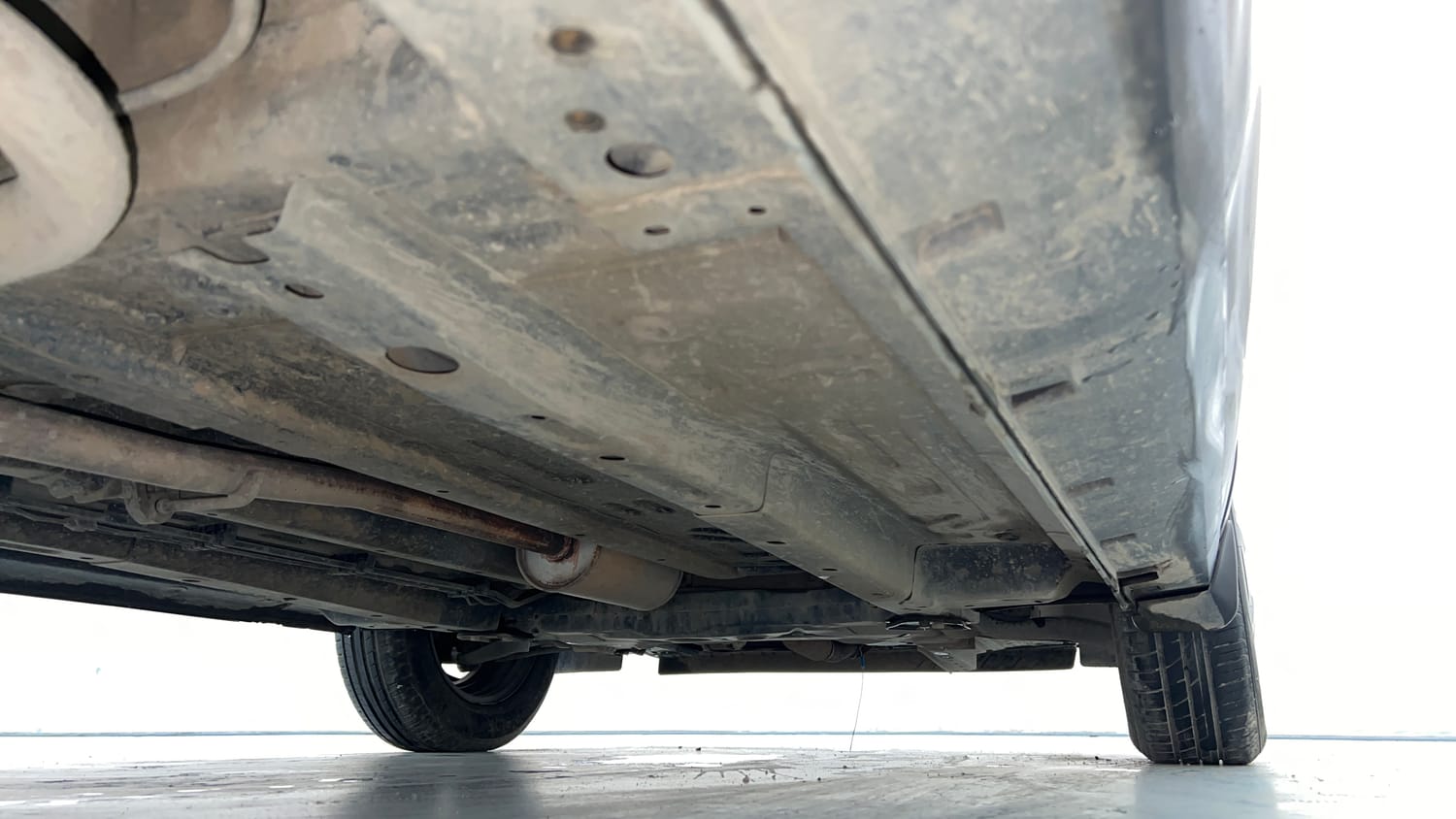 Used 2022 Tata Punch Accomplished MT Petrol Manual extra REAR RIGHT UNDERBODY VIEW