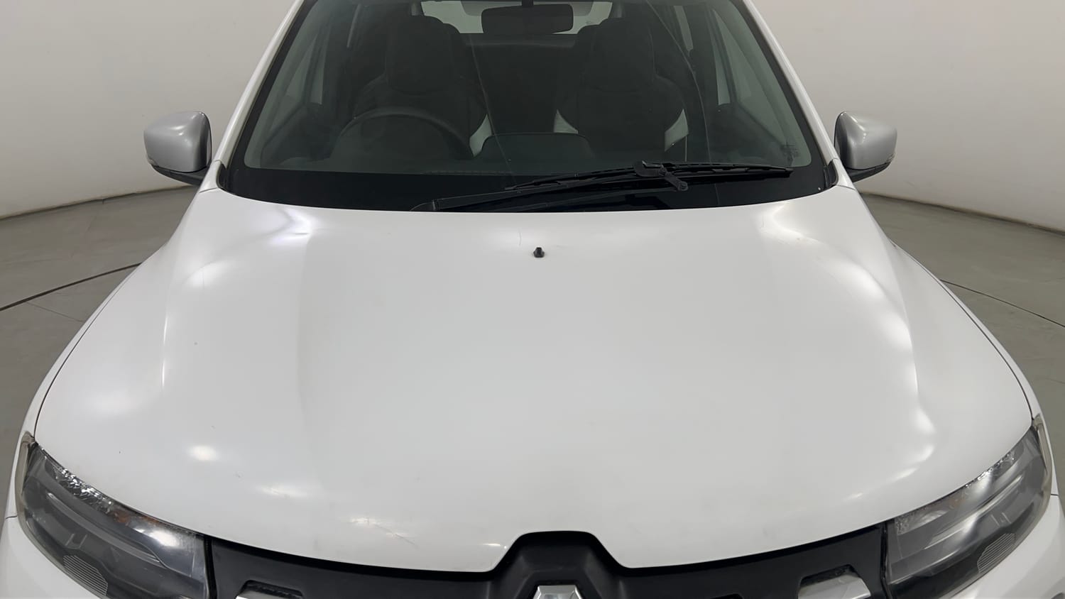 Used 2024 Renault Kwid RXT 1.0 Petrol Manual dents MINOR SCRATCH
