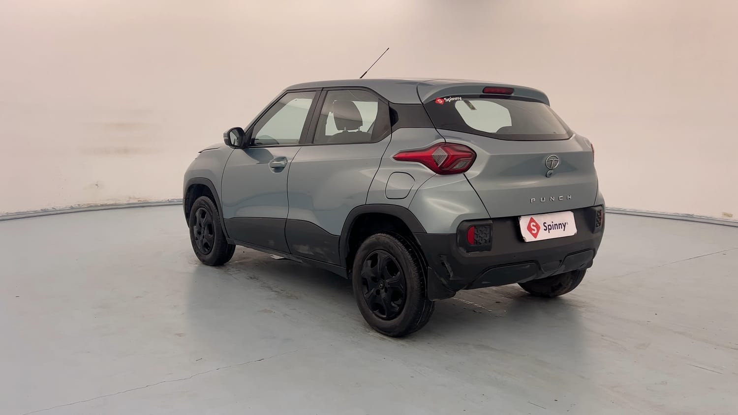 Used 2022 Tata Punch Accomplished MT Petrol Manual exterior LEFT REAR CORNER VIEW