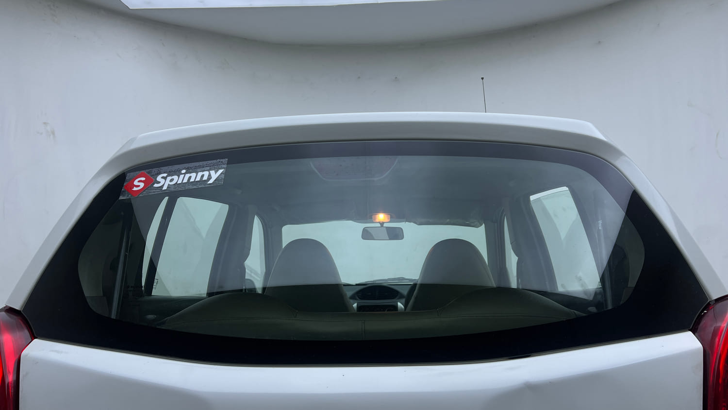 Used 2014 Maruti Suzuki Alto 800 Lxi Petrol Manual exterior BACK WINDSHIELD VIEW
