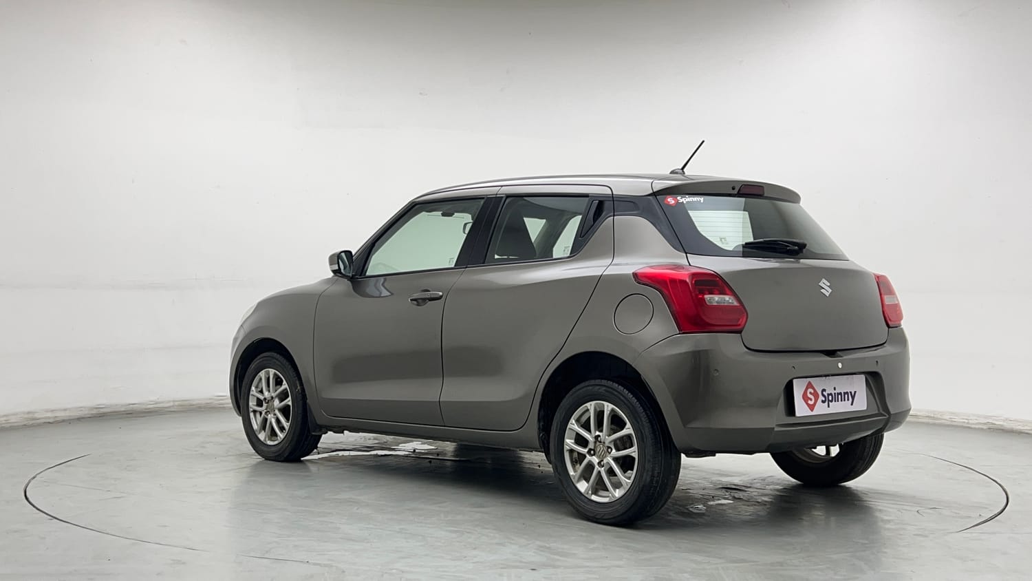 Used 2018 Maruti Suzuki Swift ZXi AMT Petrol Automatic exterior LEFT REAR CORNER VIEW