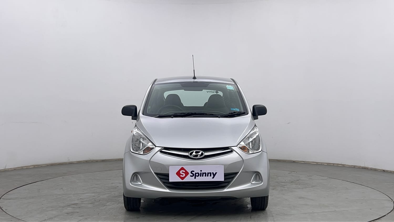 Used 2015 Hyundai Eon Magna + Petrol Manual exterior FRONT VIEW