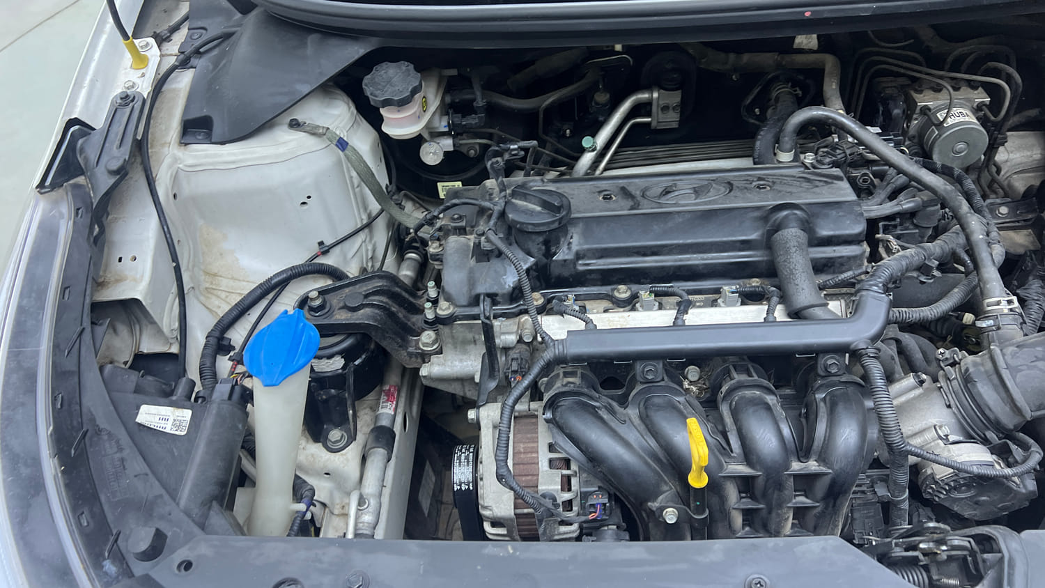 Used 2017 Hyundai Elite i20 Sportz 1.2 Petrol Manual engine ENGINE RIGHT SIDE VIEW