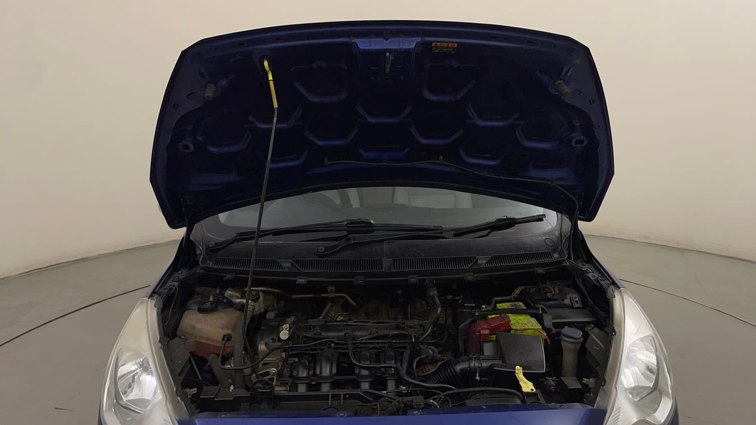 Used 2017 Ford Figo Titanium 1.2 Ti-VCT Petrol Manual engine ENGINE & BONNET OPEN FRONT VIEW