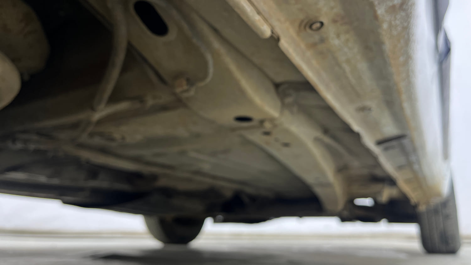 Used 2024 Maruti Suzuki Swift VXi Petrol Manual extra REAR RIGHT UNDERBODY VIEW