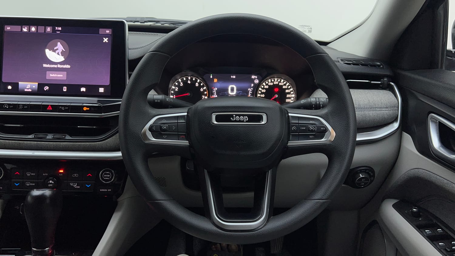 Used 2021 Jeep Compass Longitude (O) 1.4 Petrol DCT Petrol Automatic interior STEERING VIEW